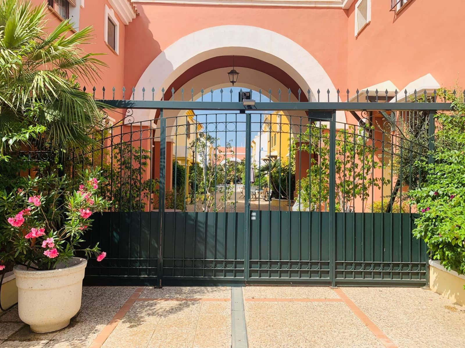 3 chambre Appartement à vendre à Roda - 280 000 € (Ref: 10094674)