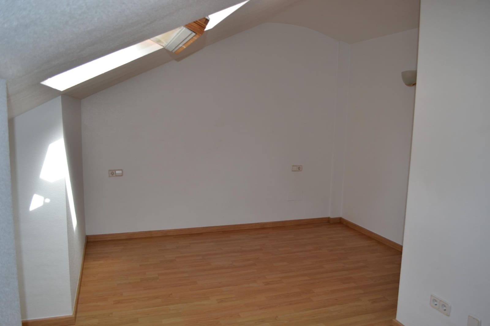 4 makuuhuone Huoneisto myytävänä paikassa Santiago de la Ribera mukana 
autotalli - 230 000 € (Ref: 10094675)
