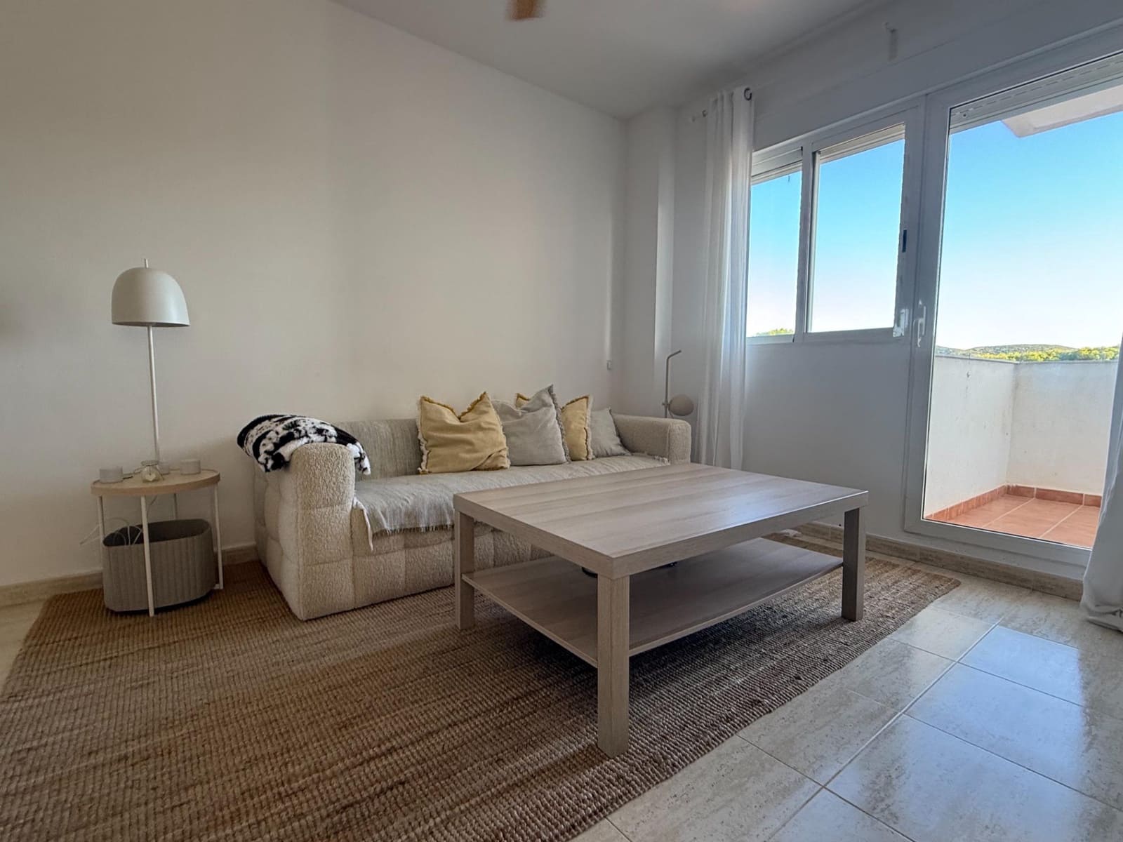 2 sypialnia Mieszkanie do wynajęcia w Playa Honda z basenem - 800 € (Ref: 10102761)