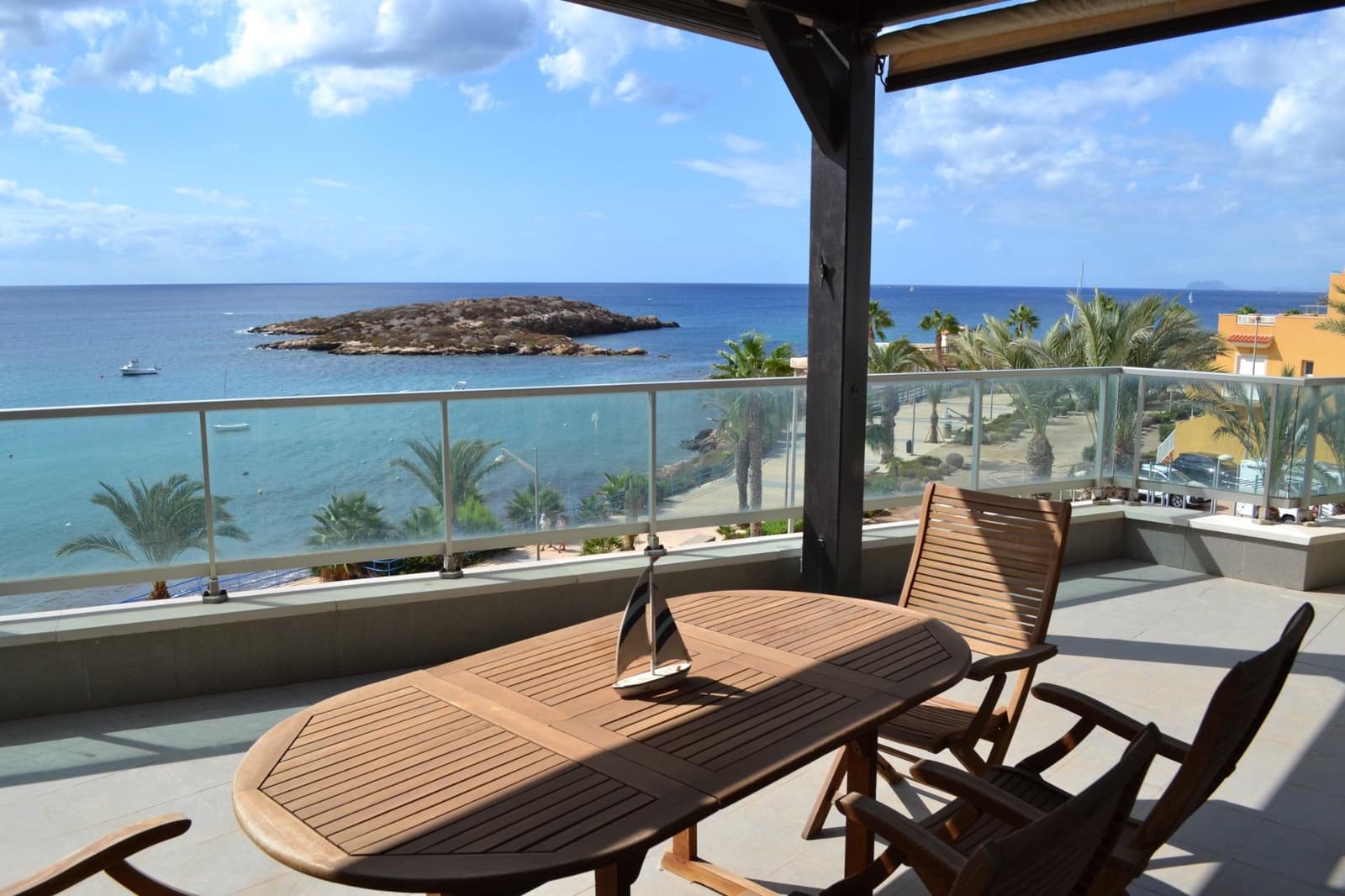 3 quarto Penthouse para venda em Isla Plana com garagem - 449 900 € (Ref: 10132100)