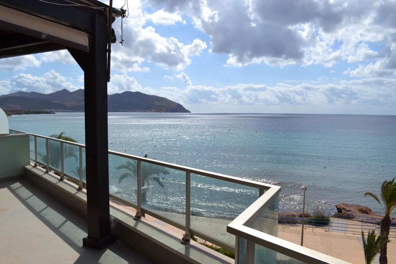 3 quarto Penthouse para venda em Isla Plana com garagem - 449 900 € (Ref: 10132100)
