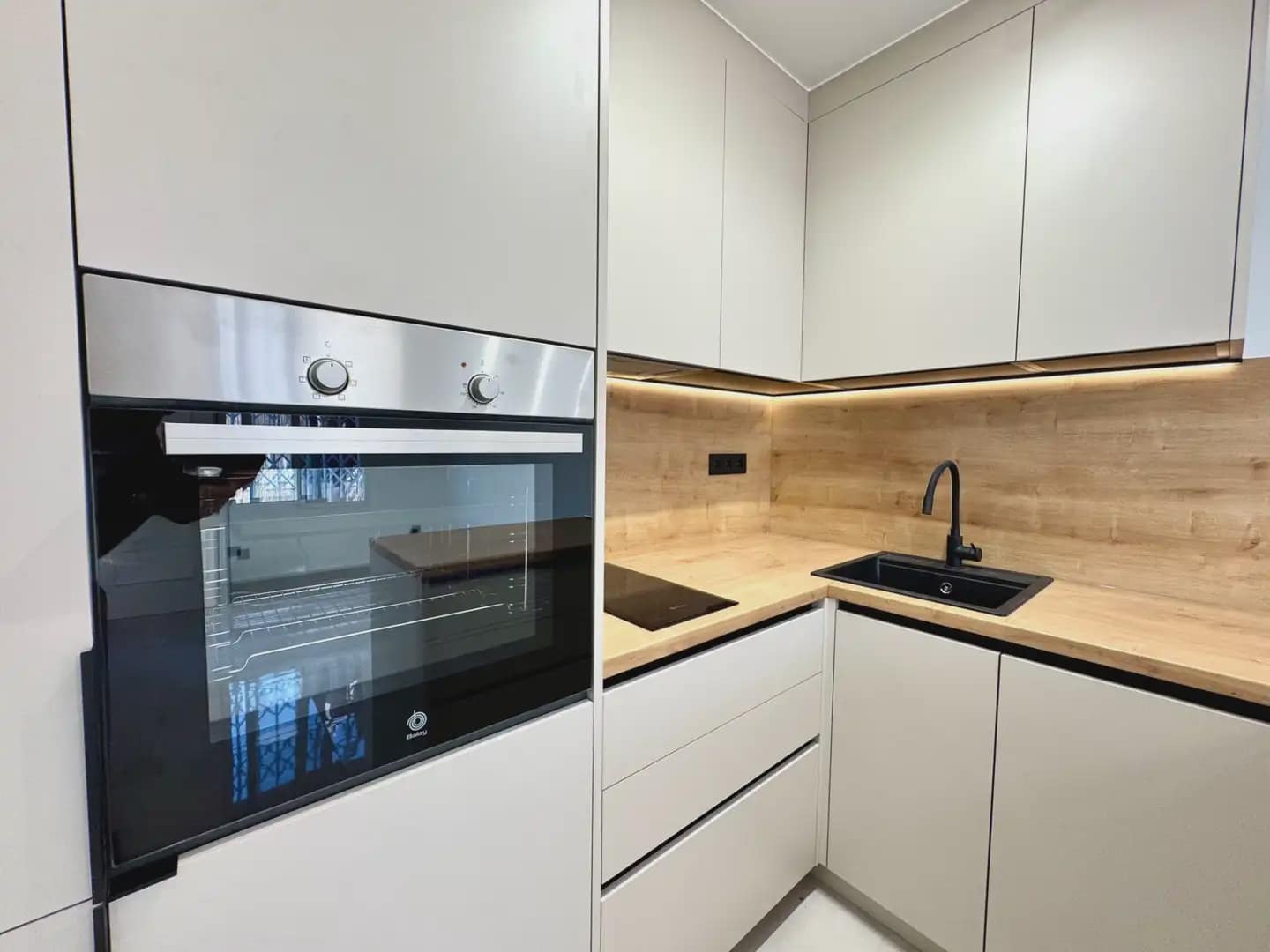 1 soveværelse Bungalow til salg i Torrevieja med swimmingpool - € 124.999 (Ref: 10008120)