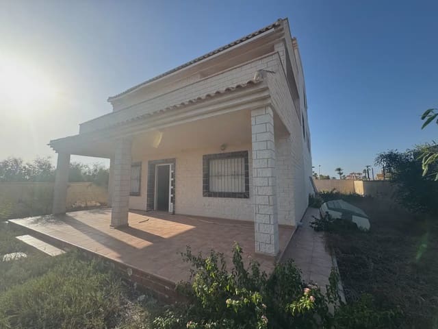 Chalet de 5 habitaciones en La Manga del Mar Menor en venta con garaje - 720.000 € (Ref: 10009483)