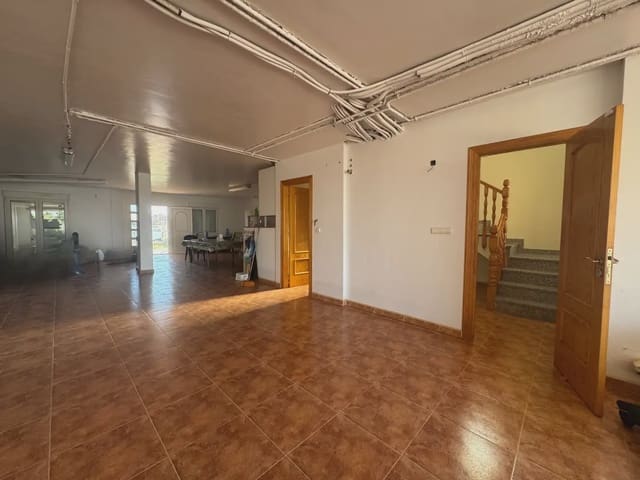 Chalet de 5 habitaciones en La Manga del Mar Menor en venta con garaje - 720.000 € (Ref: 10009483)