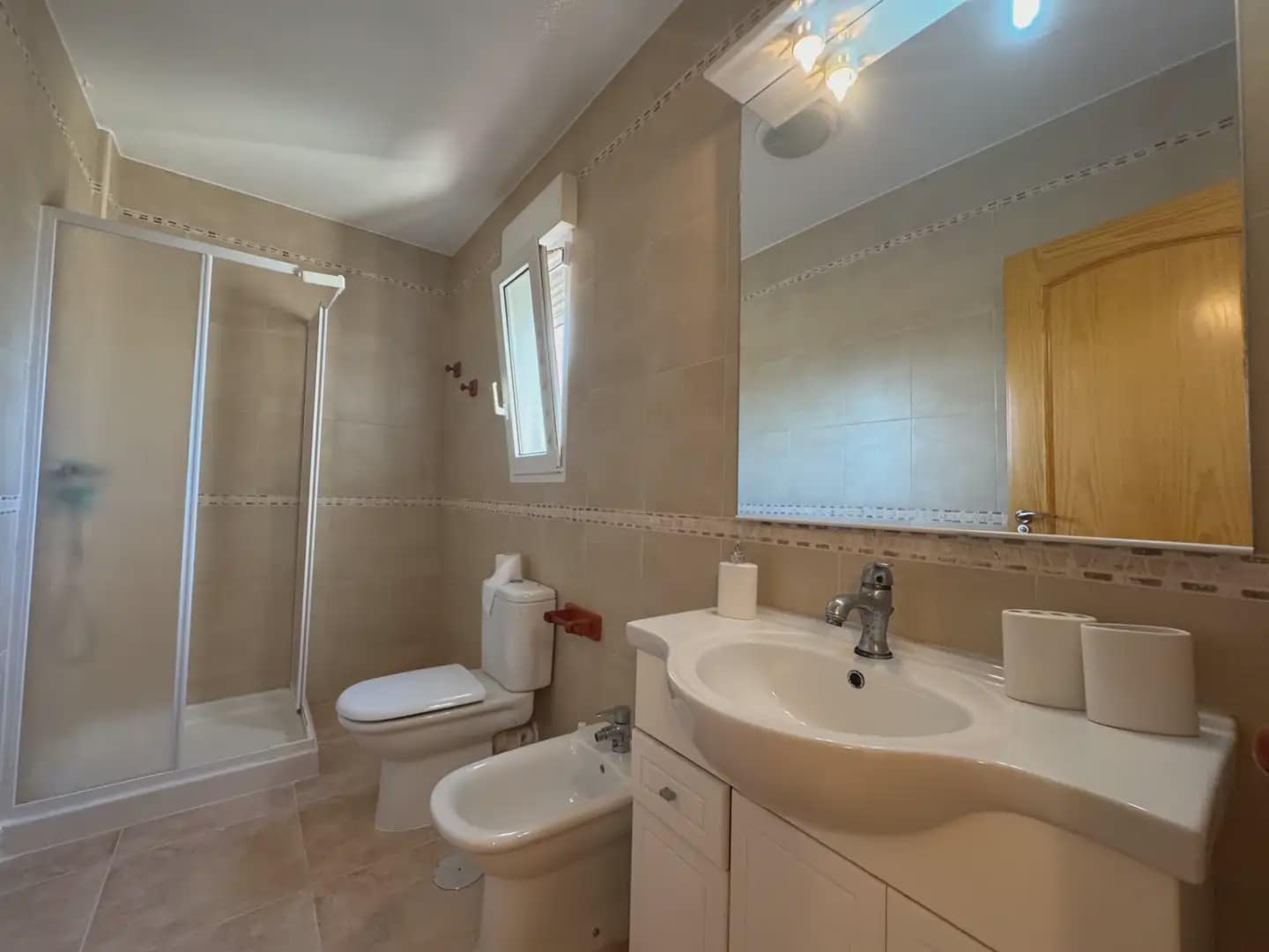 Chalet de 5 habitaciones en La Manga del Mar Menor en venta con garaje - 720.000 € (Ref: 10009483)