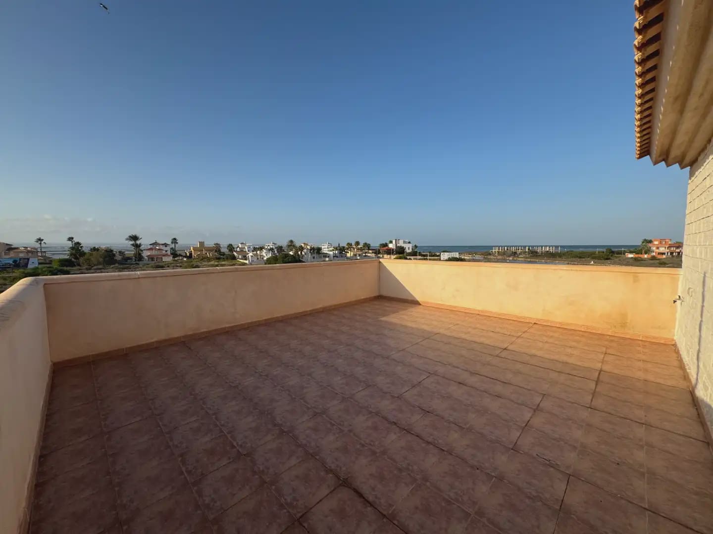 Chalet de 5 habitaciones en La Manga del Mar Menor en venta con garaje - 720.000 € (Ref: 10009483)