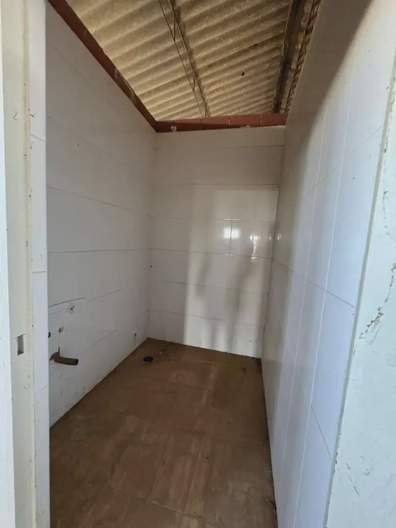 Commercial for sale in San Pedro del Pinatar - € 200,000 (Ref: 10031324)