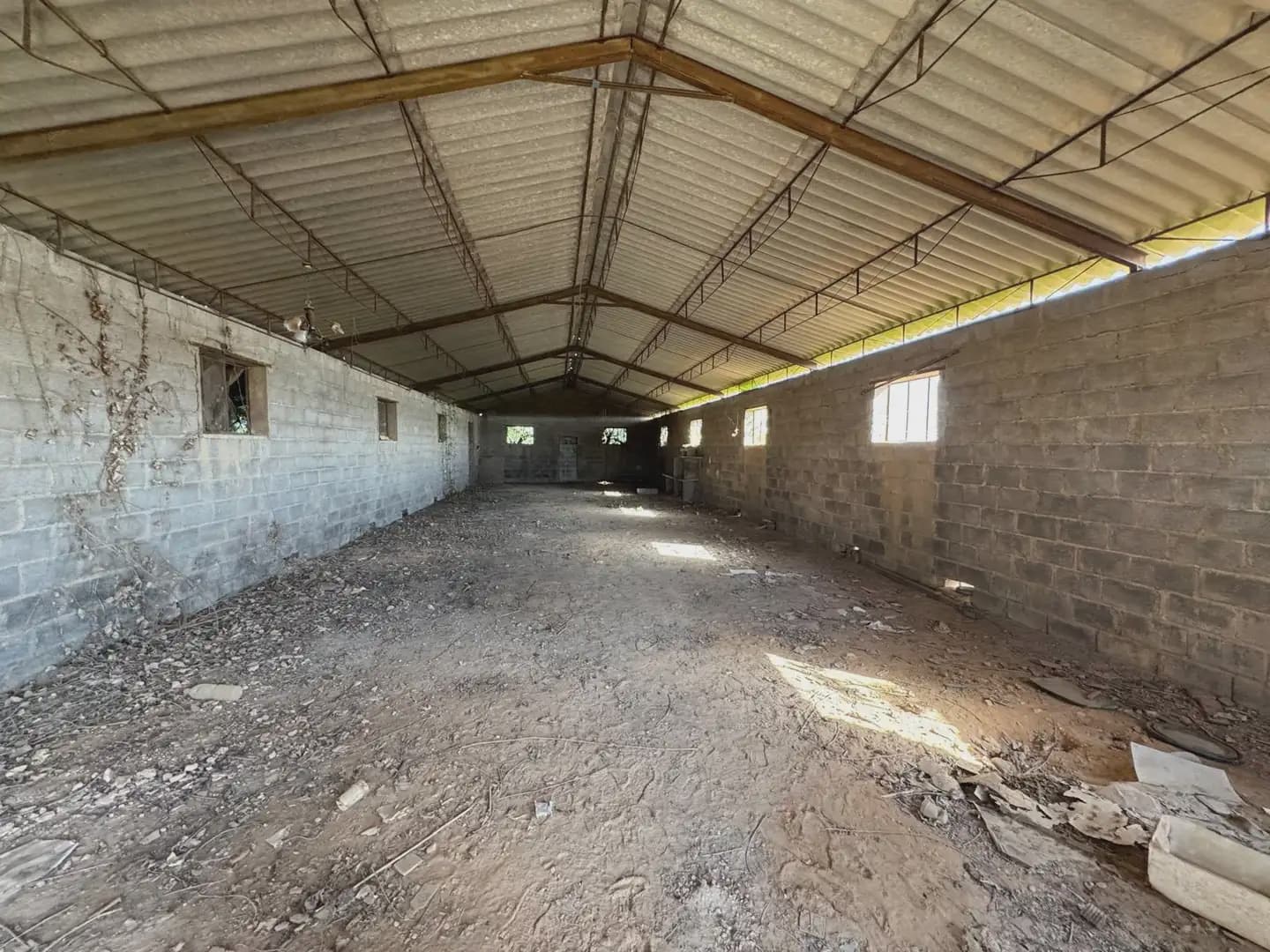 Commercial for sale in San Pedro del Pinatar - € 200,000 (Ref: 10031324)