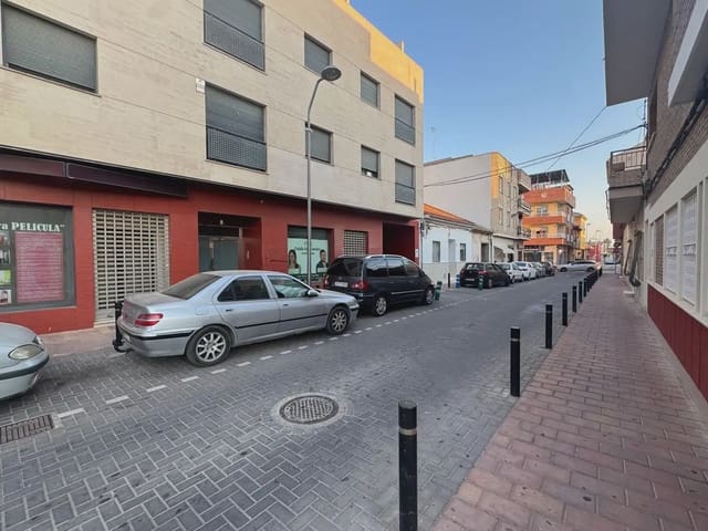 Kaupallinen vuokrattavana paikassa Ciudad, San Javier - 590 € (Ref: 10031325)
