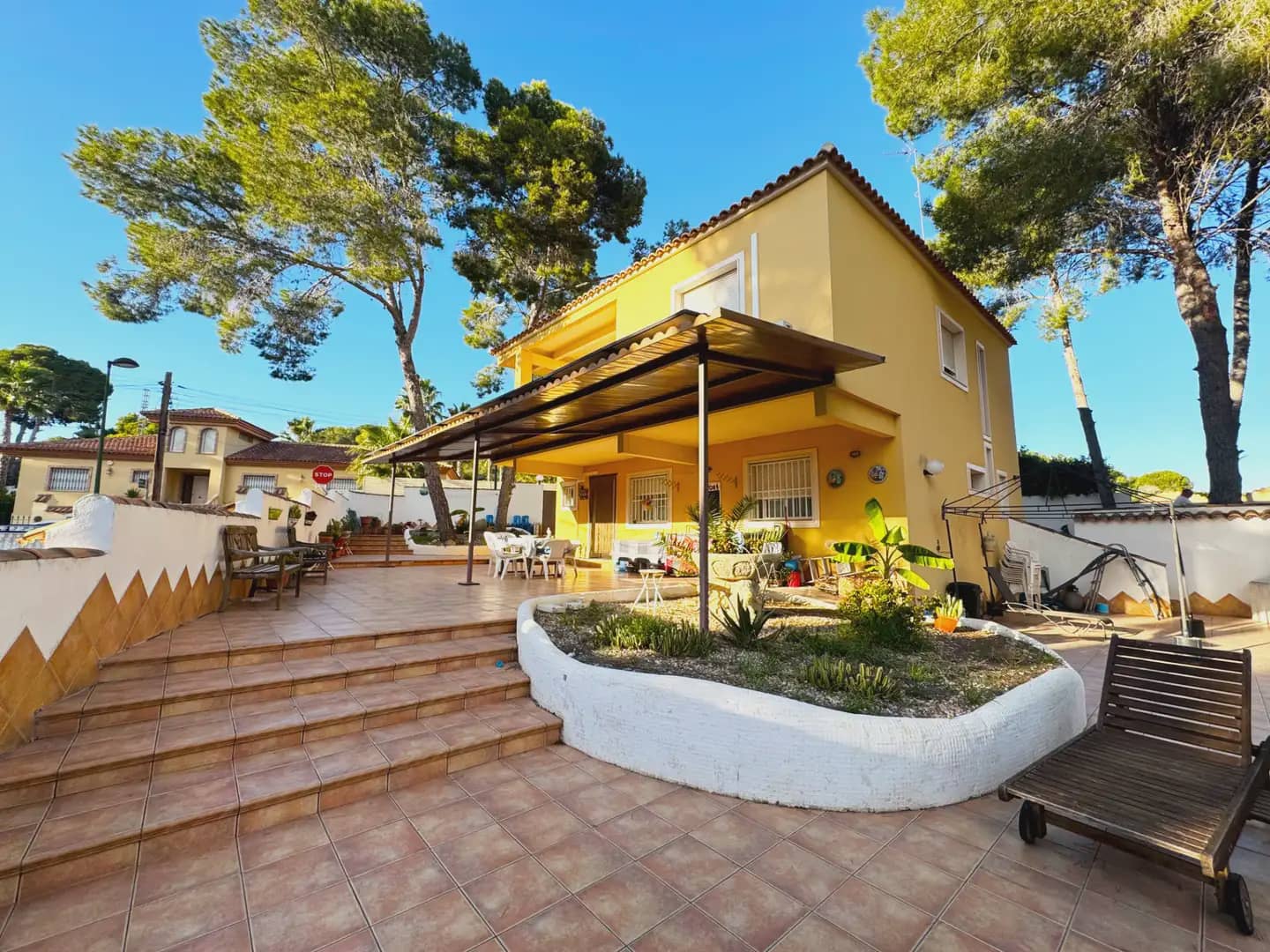 3 bedroom Villa for sale in Pilar de la Horadada with garage - € 345,000 (Ref: 10076836)