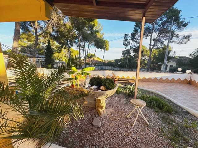 3 bedroom Villa for sale in Pinar de Campoverde, Pilar de la Horadada with garage - € 345,000 (Ref: 10076836)