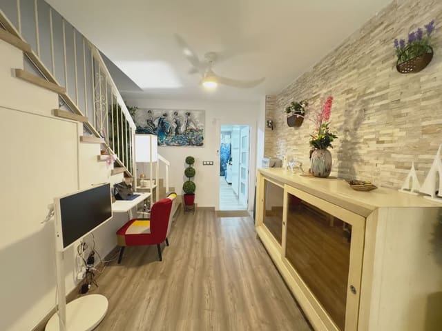 3 soverom Rekkehus til salgs i Centro, Los Alcázares med garasje - € 215 000 (Ref: 10165831)