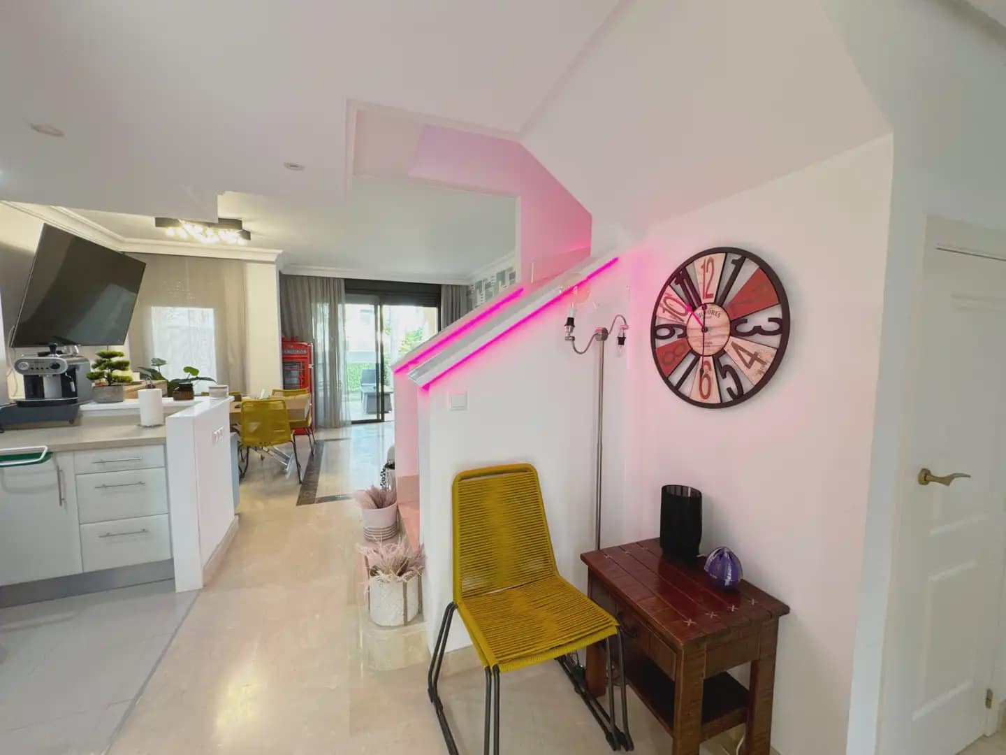 3 sypialnia Dom blizniak na sprzedaż w Roda z basenem garażem - 330 000 € (Ref: 10175489)