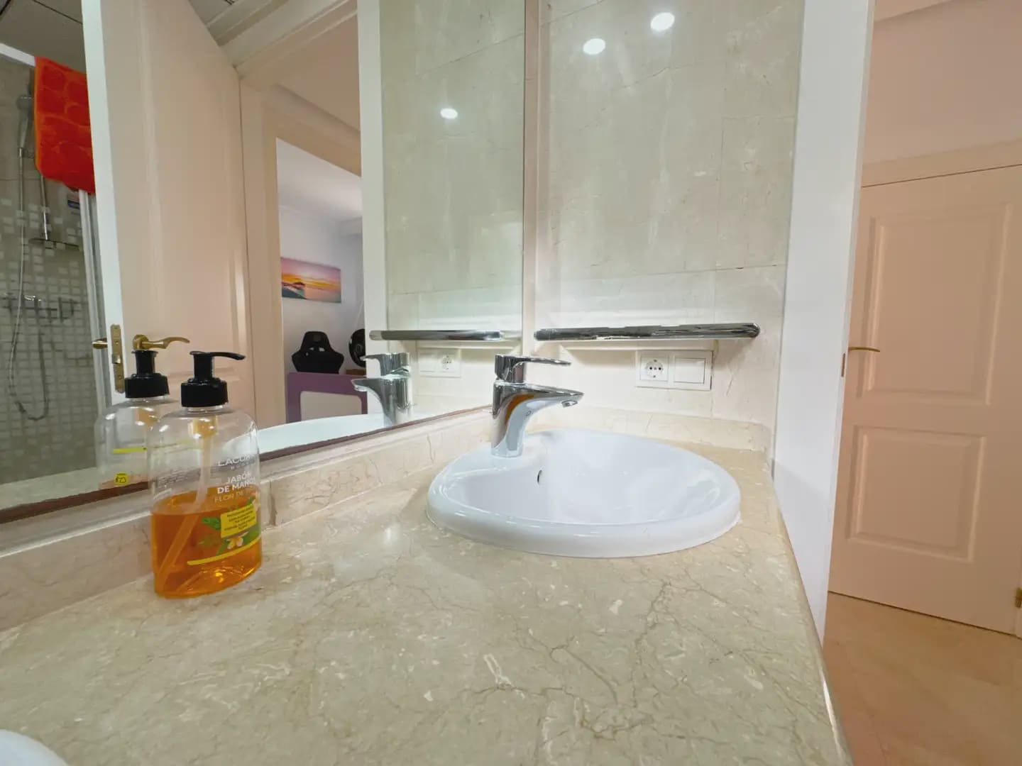 3 sypialnia Dom blizniak na sprzedaż w Roda z basenem garażem - 330 000 € (Ref: 10175489)