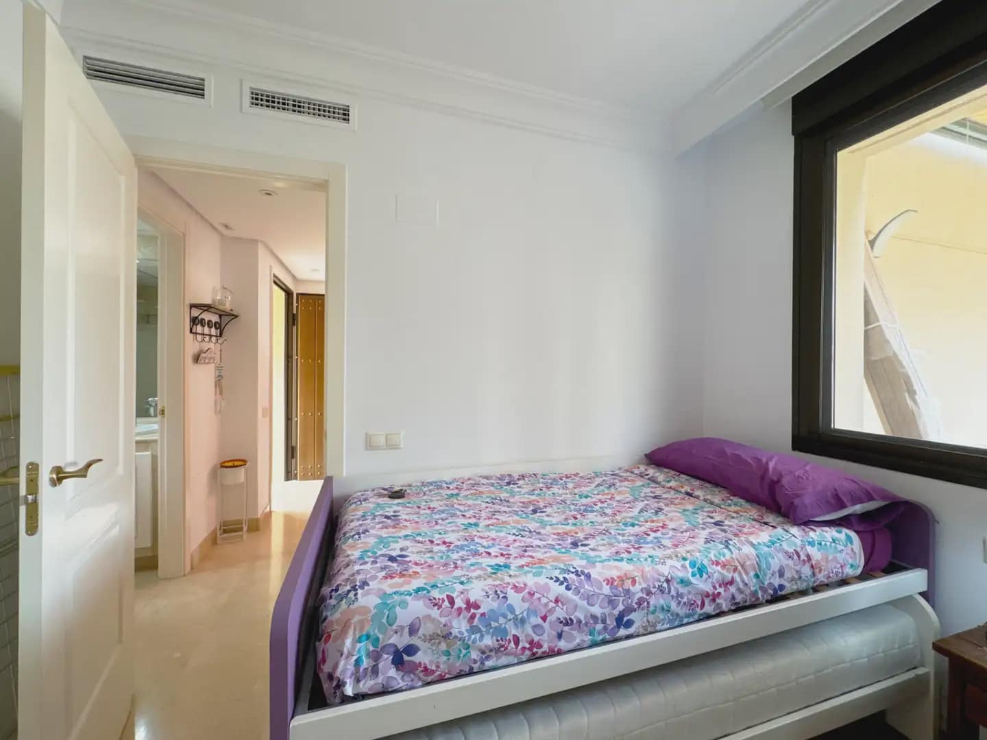 3 sypialnia Dom blizniak na sprzedaż w Roda z basenem garażem - 330 000 € (Ref: 10175489)