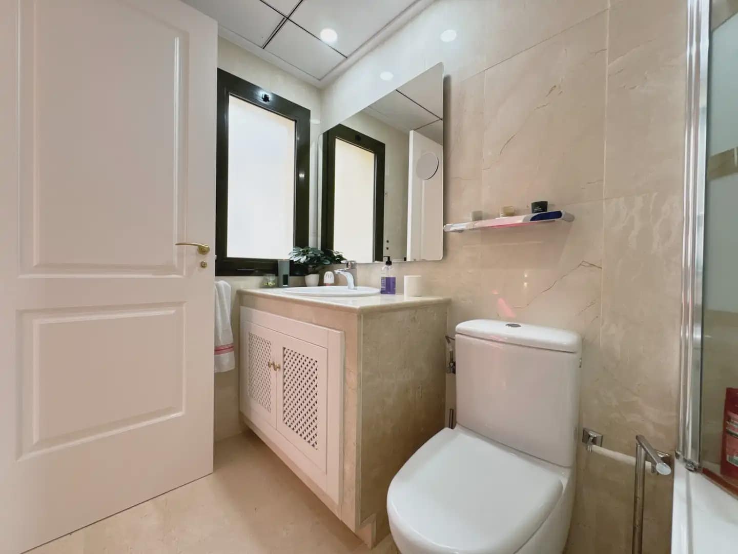 3 sypialnia Dom blizniak na sprzedaż w Roda z basenem garażem - 330 000 € (Ref: 10175489)