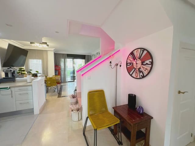3 soverom Kjedet enebolig til salgs i Roda Golf, San Javier med svømmebasseng garasje - € 330 000 (Ref: 10175489)