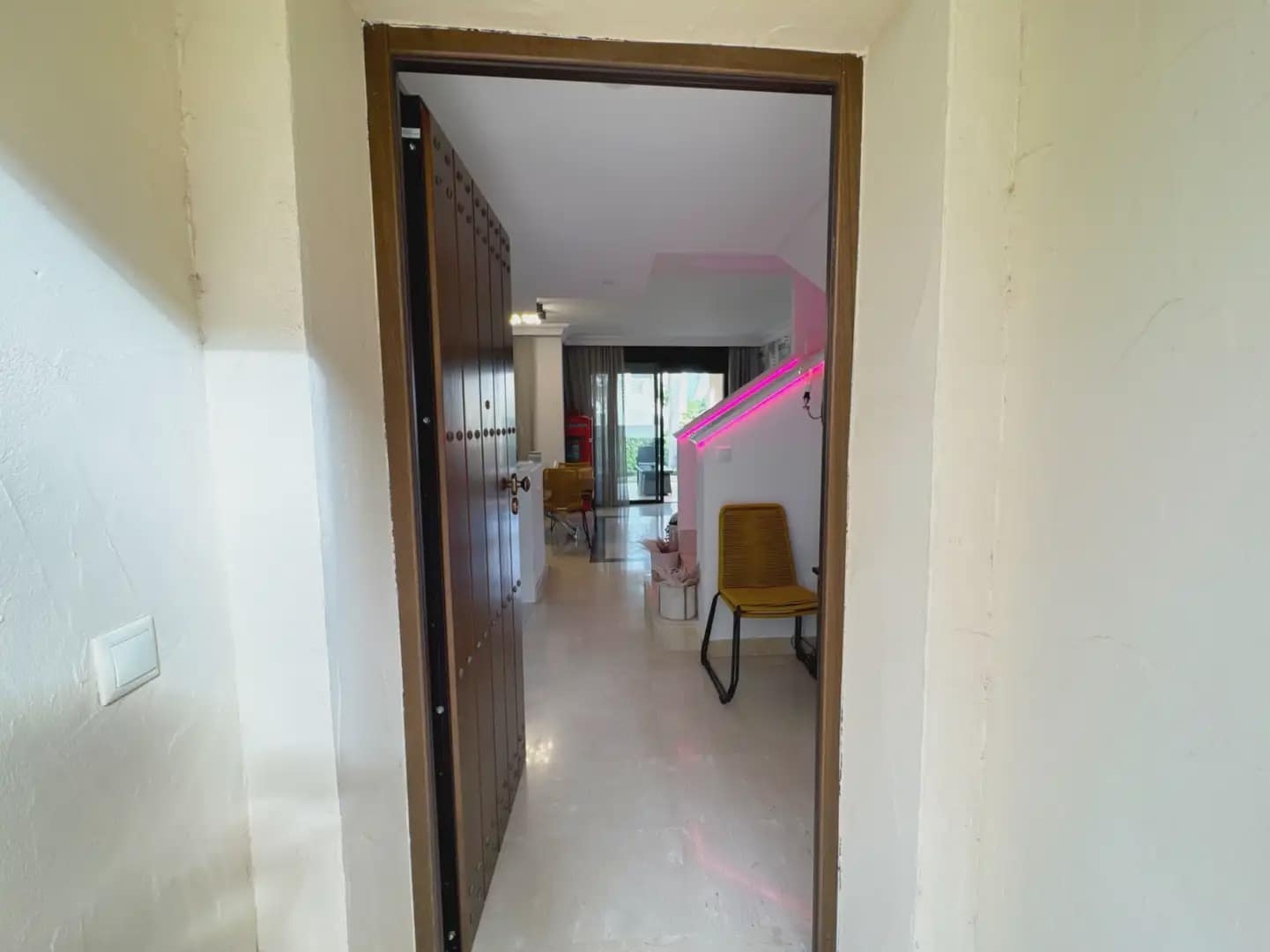 3 sypialnia Dom blizniak na sprzedaż w Roda z basenem garażem - 330 000 € (Ref: 10175489)