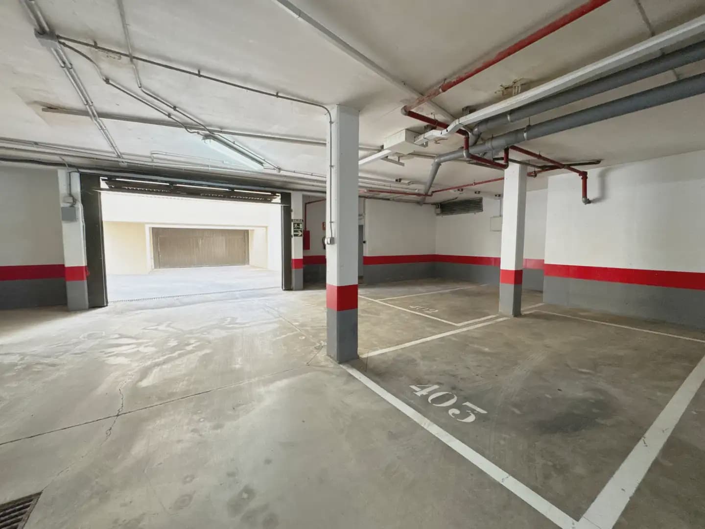 3 sypialnia Dom blizniak na sprzedaż w Roda z basenem garażem - 330 000 € (Ref: 10175489)