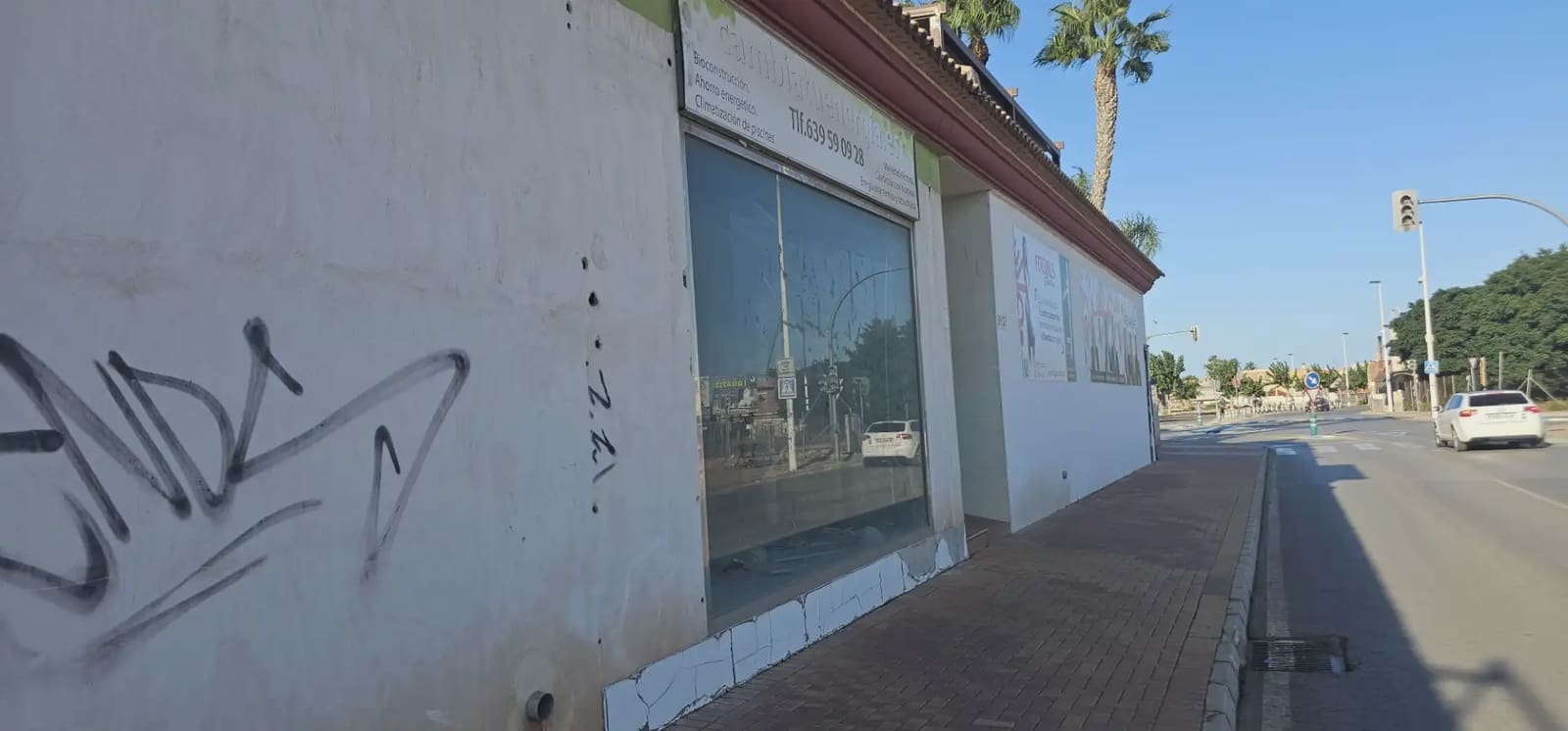 Comercial para arrendar em San Pedro del Pinatar - 1 900 € (Ref: 9977582)