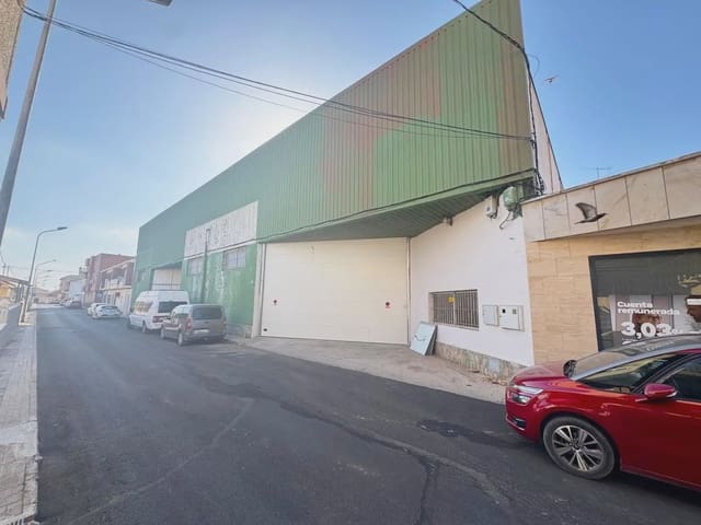 Comercial para arrendar em El Mirador, San Javier com garagem - 2 500 € (Ref: 9977584)