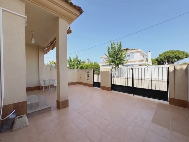 4 Zimmer Haus zu verkaufen in Torre de la Horadada, Pilar de la Horadada mit Garage - 295.000 € (Ref: 9977585)