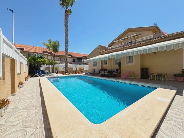 4 soverom Kjedet enebolig til salgs i Santiago de la Ribera, San Javier med svømmebasseng garasje - € 499 000 (Ref: 9977586)