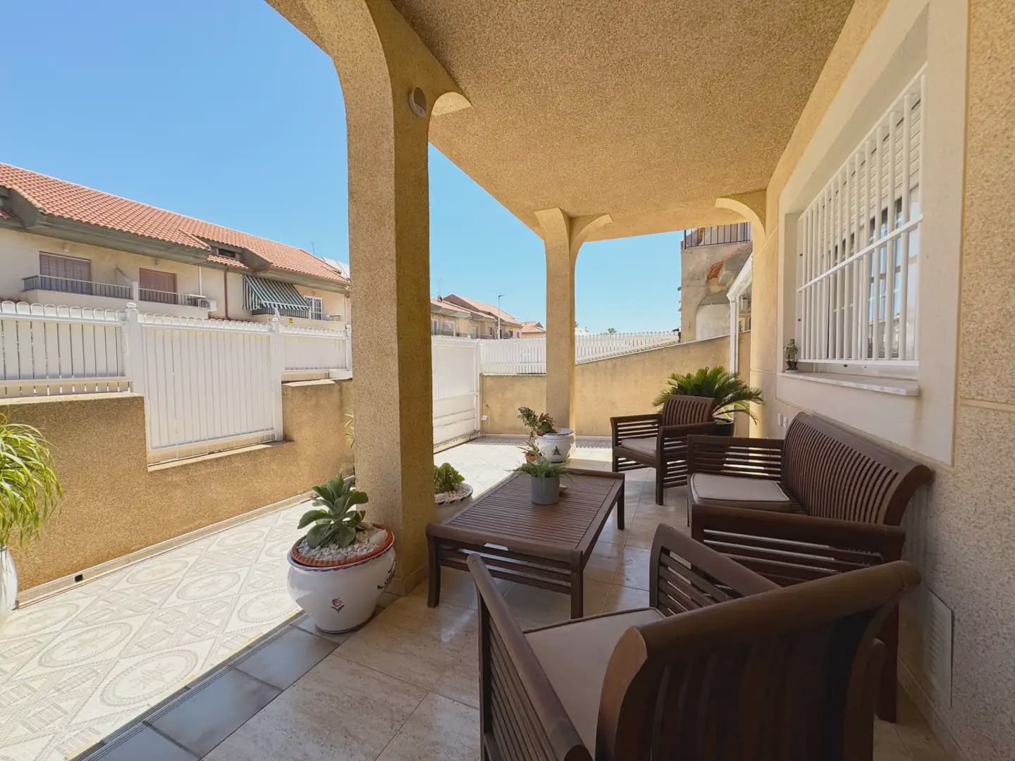 4 soveværelse Semi-Rækkehus til salg i Santiago de la Ribera med swimmingpool garage - € 499.000 (Ref: 9977586)