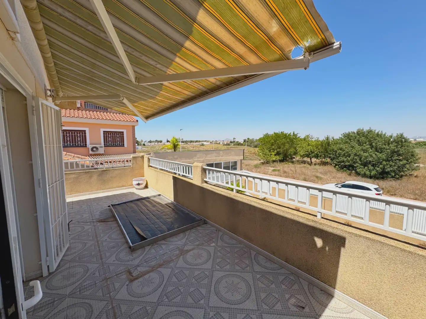 4 soveværelse Semi-Rækkehus til salg i Santiago de la Ribera med swimmingpool garage - € 499.000 (Ref: 9977586)