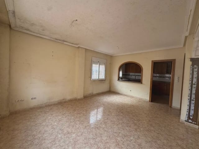 3 soverom Rekkehus til salgs i Roda, San Javier med svømmebasseng garasje - € 165 000 (Ref: 9977588)