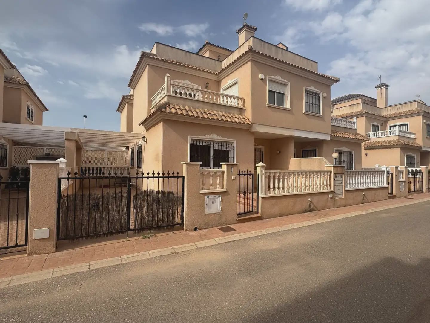 3 bedroom Terraced Villa for sale in San Javier with pool garage - € 165,000 (Ref: 9977588)
