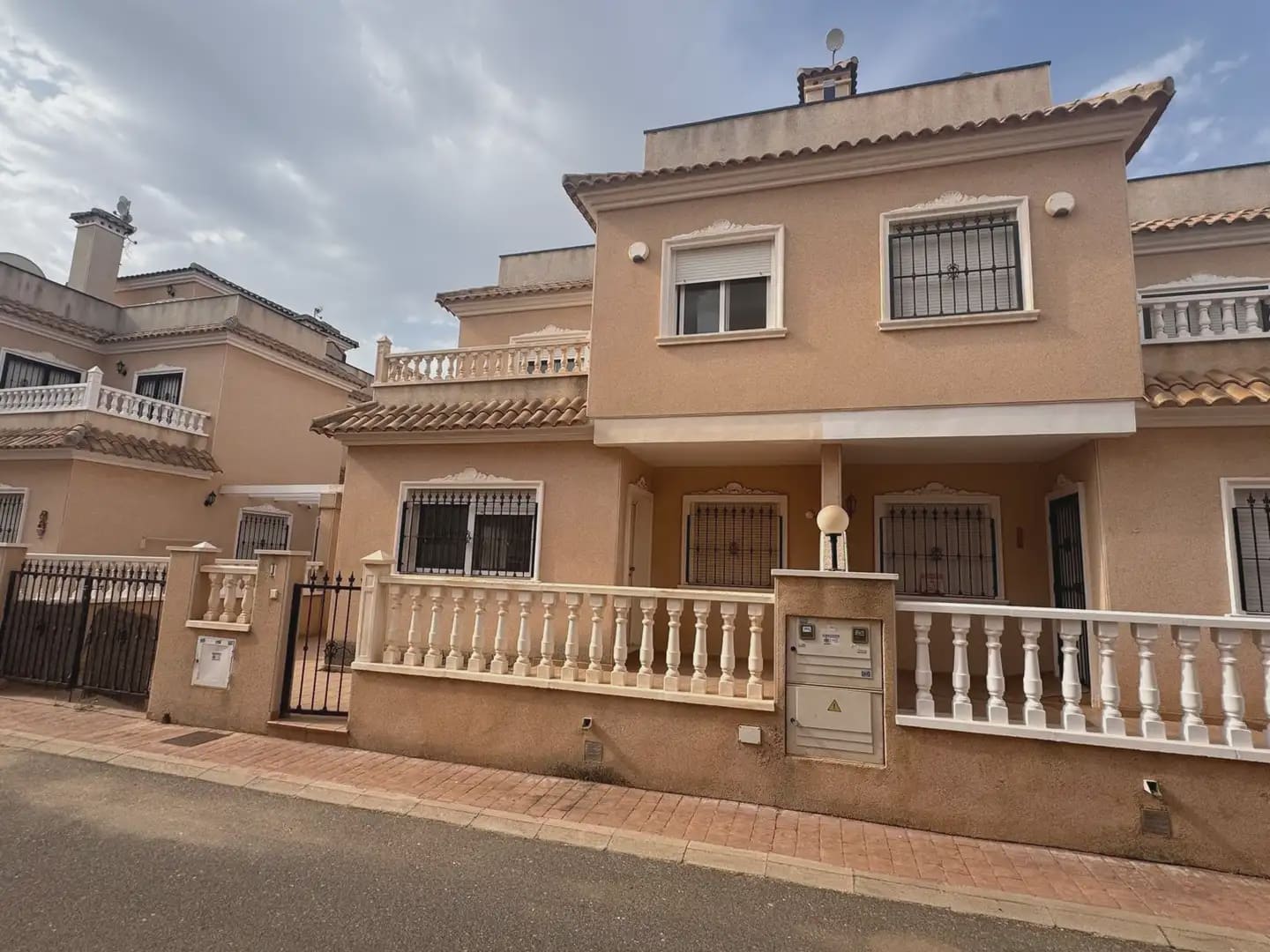 3 bedroom Terraced Villa for sale in San Javier with pool garage - € 165,000 (Ref: 9977588)