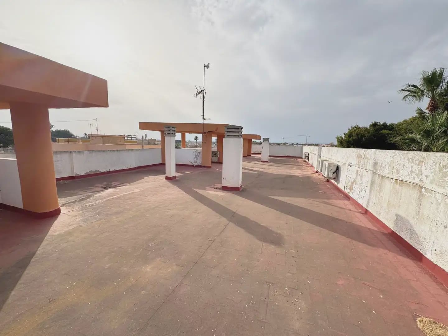 2 soverom Penthouse til salgs i Santiago de la Ribera med svømmebasseng - € 185 000 (Ref: 9977589)