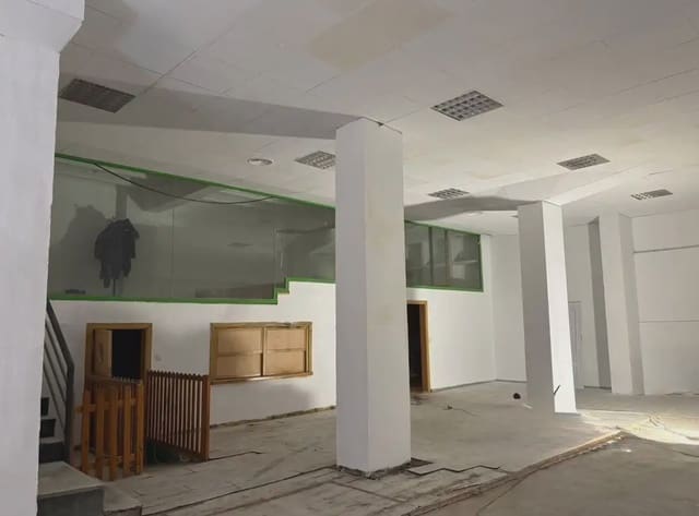 Erhverv til salg i Cartagena - € 260.000 (Ref: 9977593)