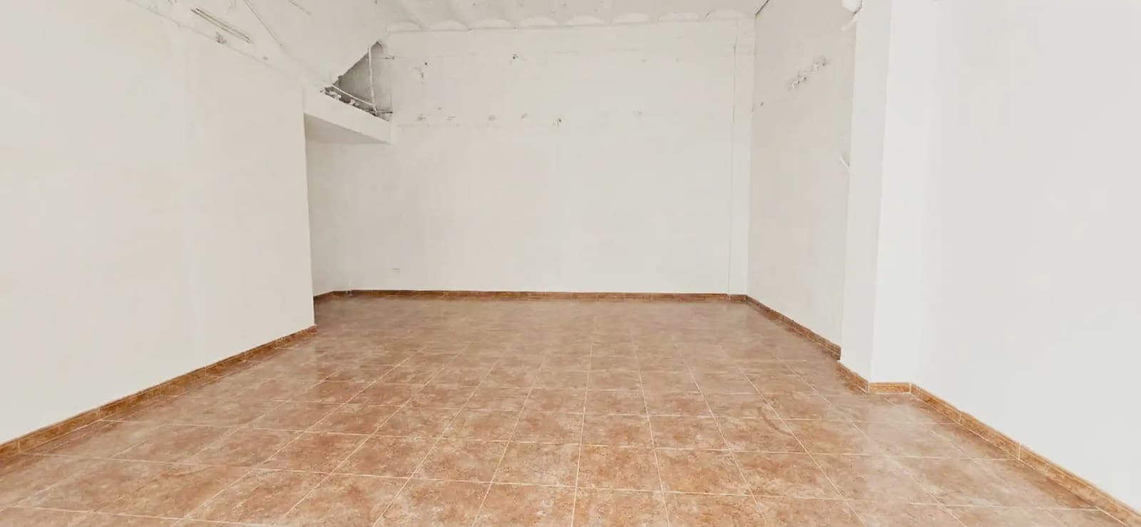 Erhverv til salg i Cartagena - € 260.000 (Ref: 9977593)