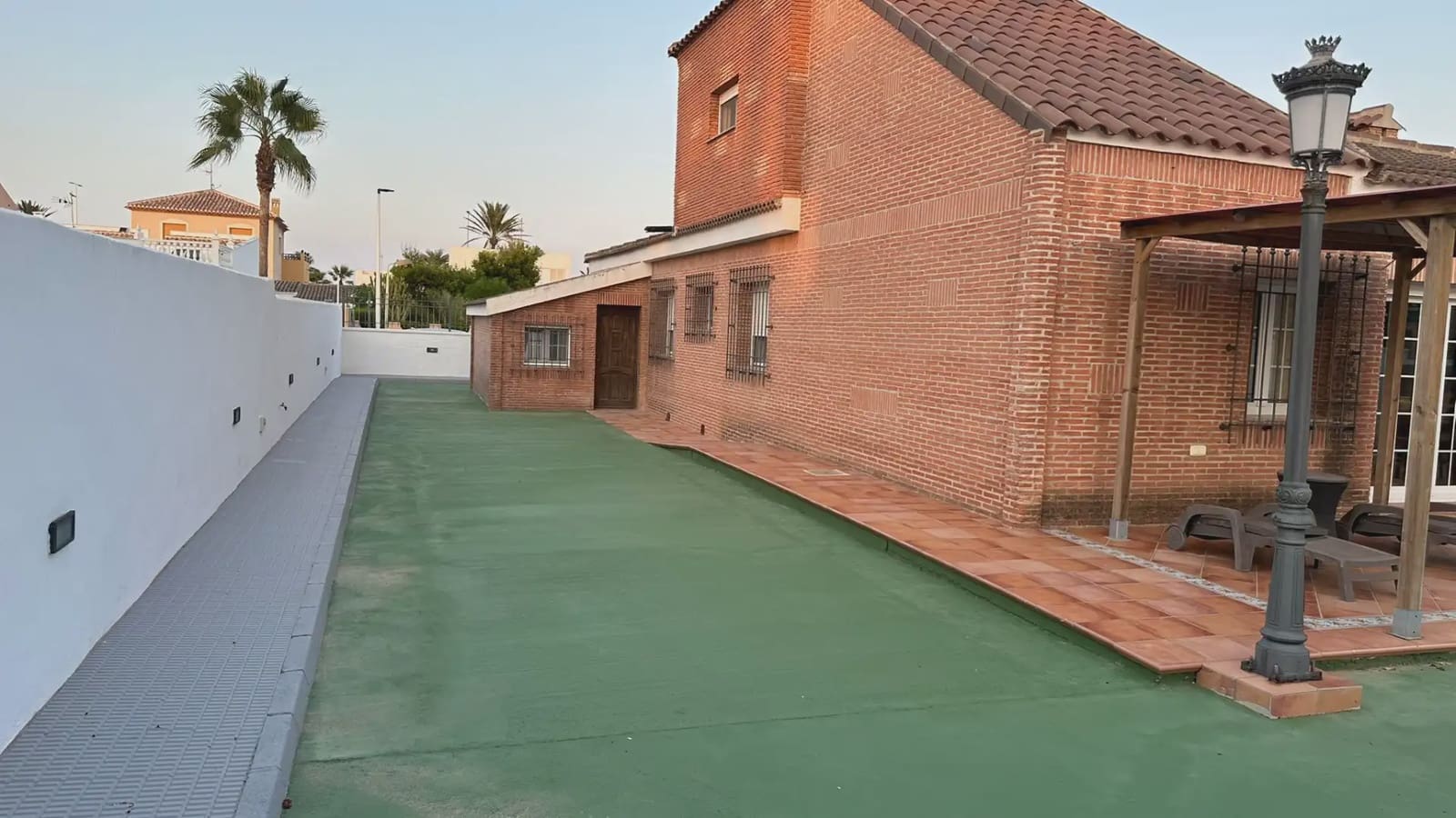 5 soveværelse Villa til salg i La Manga del Mar Menor med garage - € 560.000 (Ref: 9977595)