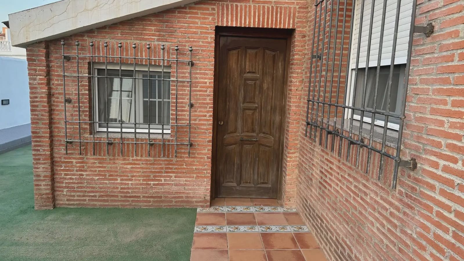 5 soveværelse Villa til salg i La Manga del Mar Menor med garage - € 560.000 (Ref: 9977595)
