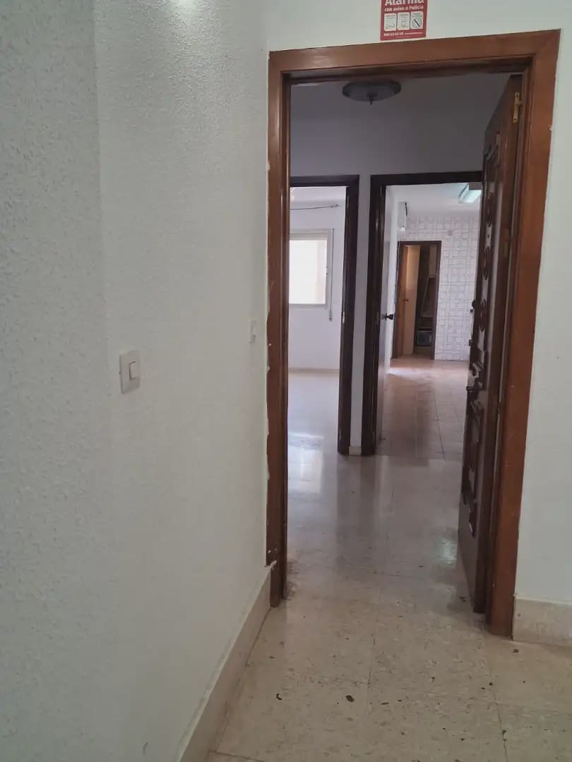 3 soverom Leilighet til salgs i Los Alcazares med garasje - € 132 000 (Ref: 9977598)