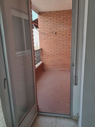 Piso de 3 habitaciones en Centro, Los Alcázares en venta con garaje - 132.000 € (Ref: 9977598)