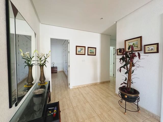 4 soveværelse Villa til salg i La Manga del Mar Menor med garage - € 620.000 (Ref: 9977600)