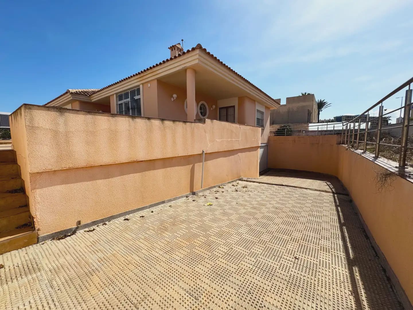 4 soveværelse Villa til salg i La Manga del Mar Menor med garage - € 620.000 (Ref: 9977600)