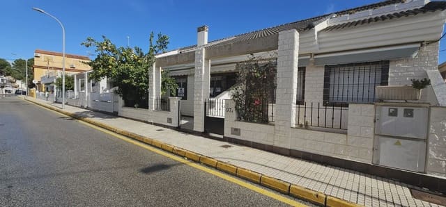 4 bedroom Semi-detached Villa for sale in Torre de la Horadada, Pilar de la Horadada - € 249,000 (Ref: 9977603)
