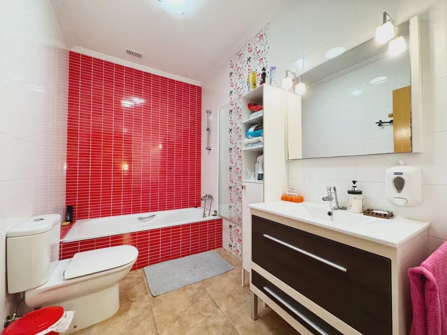 4 bedroom Townhouse for sale in El Mirador with garage - € 270,000 (Ref: 9977604)