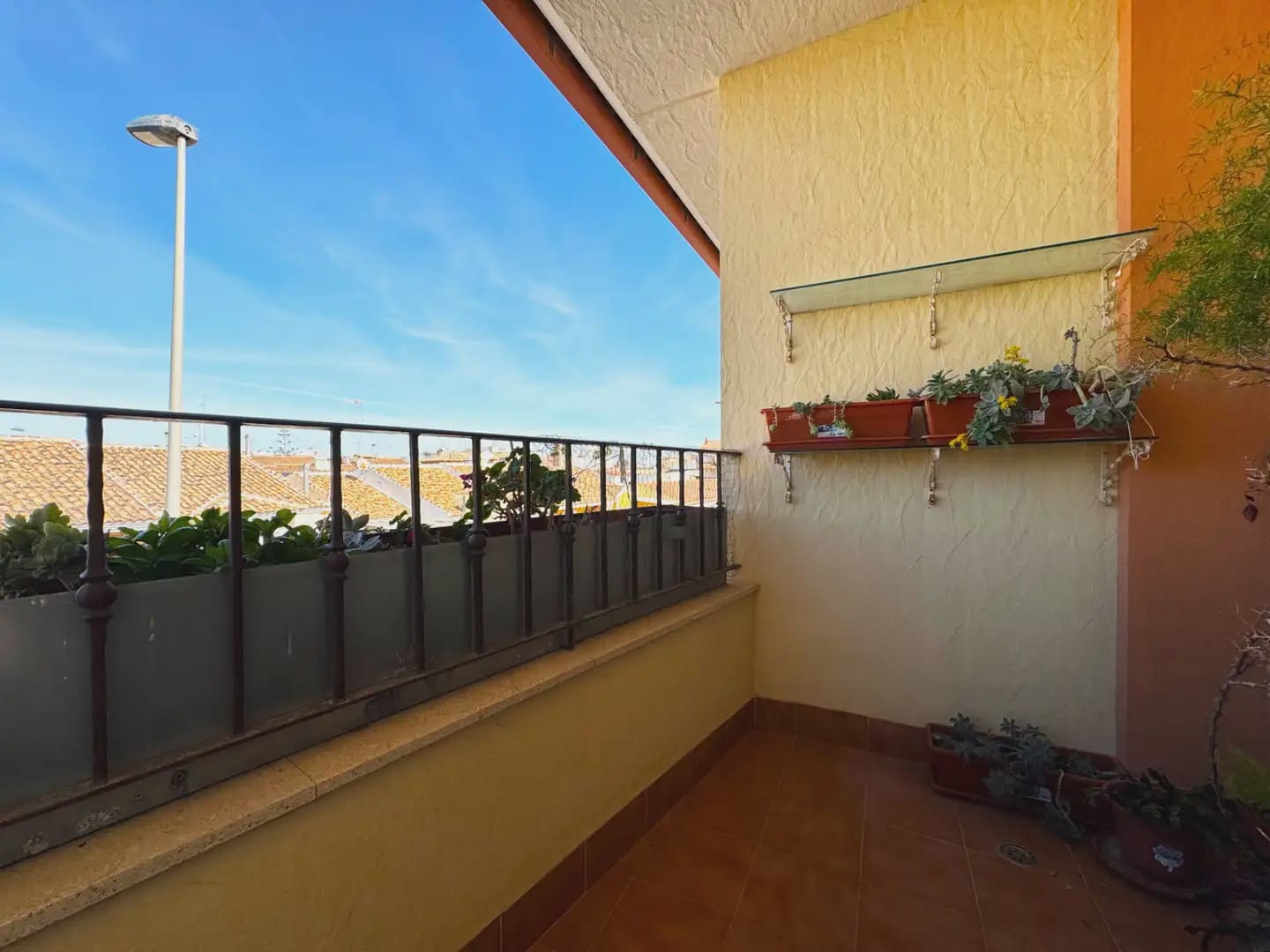 4 bedroom Townhouse for sale in El Mirador with garage - € 270,000 (Ref: 9977604)