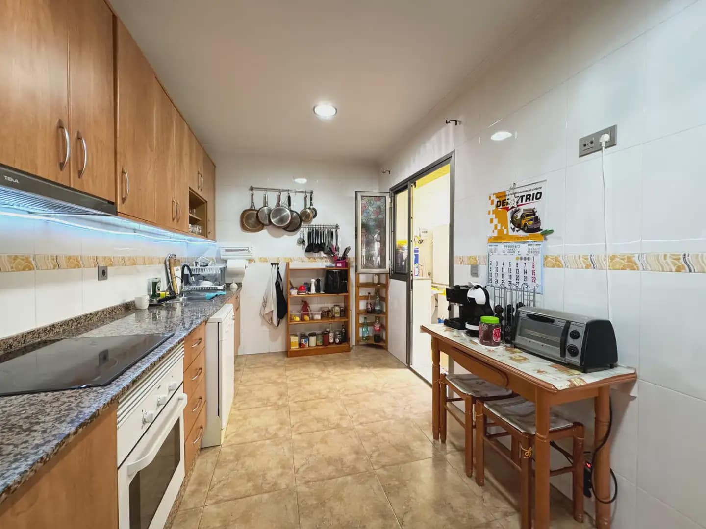 4 bedroom Townhouse for sale in El Mirador with garage - € 270,000 (Ref: 9977604)