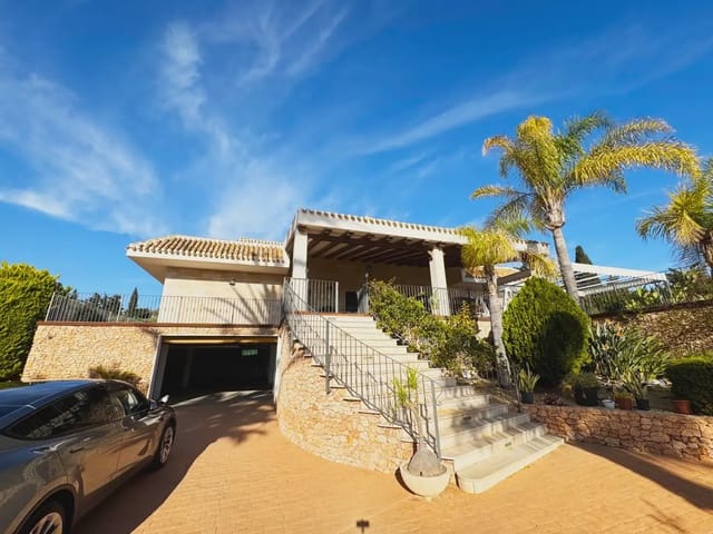Chalet de 5 habitaciones en Atamaría, Cartagena en venta con piscina - 1.950.000 € (Ref: 9977606)