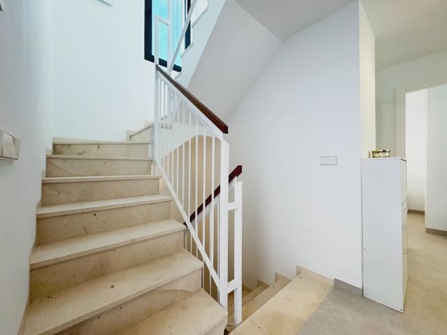 4 Zimmer Villa zu verkaufen in Torre-Pacheco mit Pool Garage - 599.000 € (Ref: 9977607)