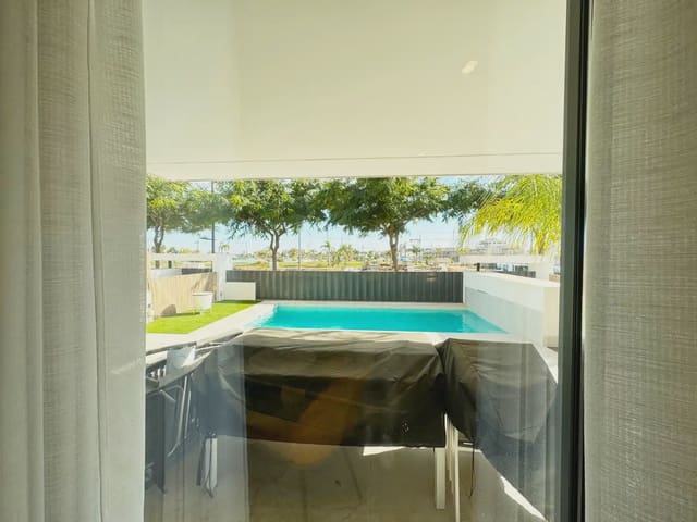 4 Zimmer Villa zu verkaufen in Torre-Pacheco mit Pool Garage - 599.000 € (Ref: 9977607)