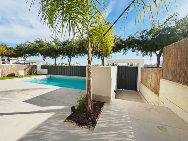 4 Zimmer Villa zu verkaufen in Torre-Pacheco mit Pool Garage - 599.000 € (Ref: 9977607)