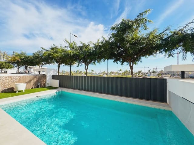 4 Zimmer Villa zu verkaufen in Torre-Pacheco mit Pool Garage - 599.000 € (Ref: 9977607)